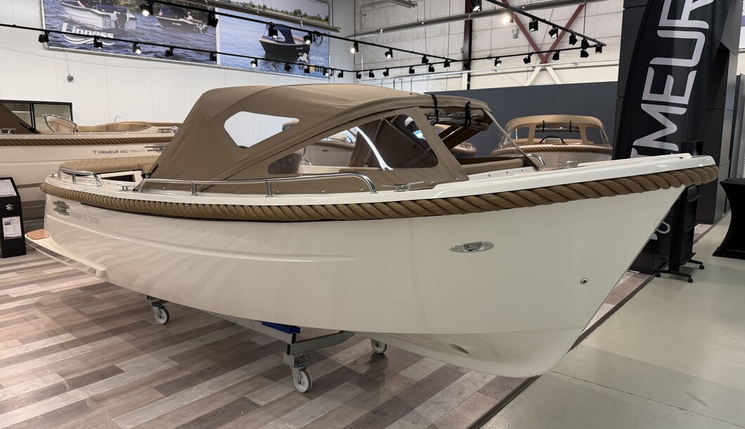 Primeur 625 tender / Vrije motor keuze /  Showroom model  2026!