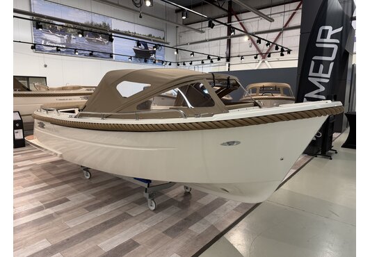 Primeur 625 tender / Vrije motor keuze / Showroom model 2026!