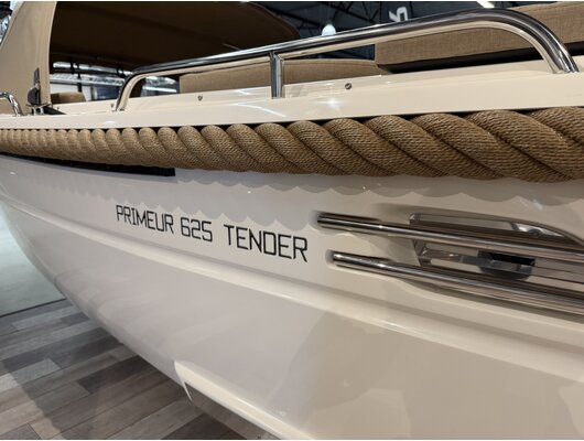 Primeur 625 tender / Vrije motor keuze /  Showroom model  2026!