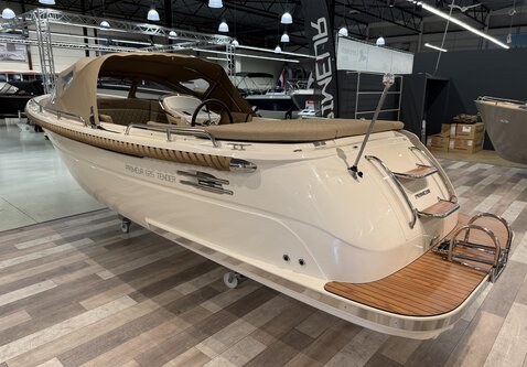Primeur 625 tender / Vrije motor keuze /  Showroom model  2026!