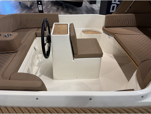 Oudhuijzer 575 luxury / 9.9PK Tohatsu / Showroom model  2026!