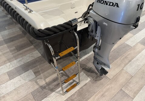 Lioness 455 sloep /  10PK Honda / Showroom model  2026 / Vaarklaar!
