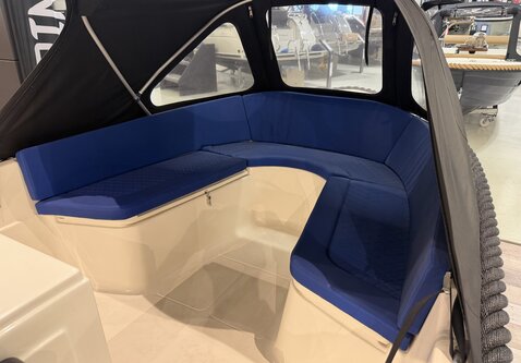 Lioness 455 sloep /  10PK Honda / Showroom model  2026 / Vaarklaar!
