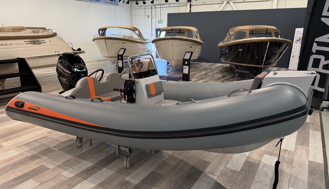 Nimarine 410 / 25PK Mercury / Showroom model / Vaarklaar!