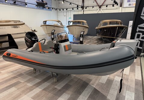 Nimarine 410 / 25PK Mercury / Showroom model / Vaarklaar!