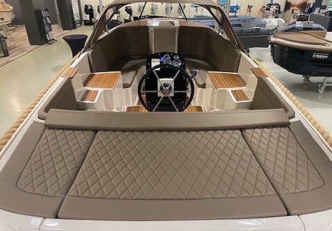 Oudhuijzer 740  tender / Vrije Motor keuze / Showroom model  2026!