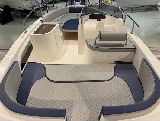 Eolo 590 open / Vrije motor keuze  /  Showroom model  2026!