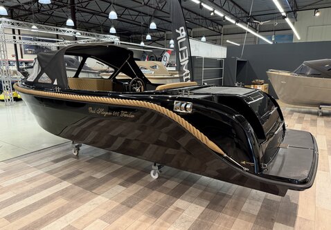 Oud Huijzer 616 tender / Vrije motor keuze / Showroom model  2026!