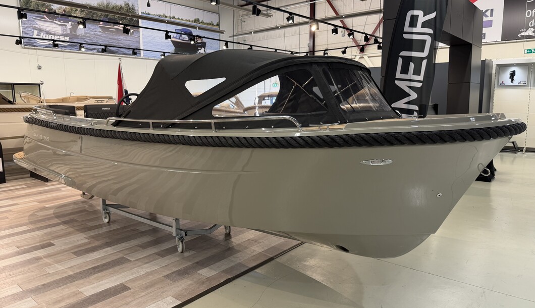 Primeur 700 Tender / 42PK Vetus / Showroom model 2026!