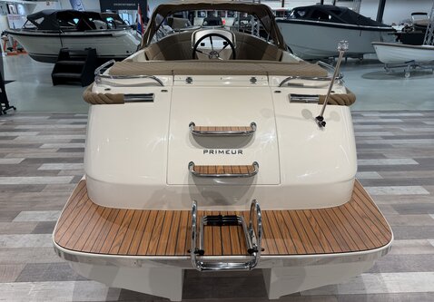 Primeur 715 Tender / Vrije motorkeuze / Showroom model 2026!