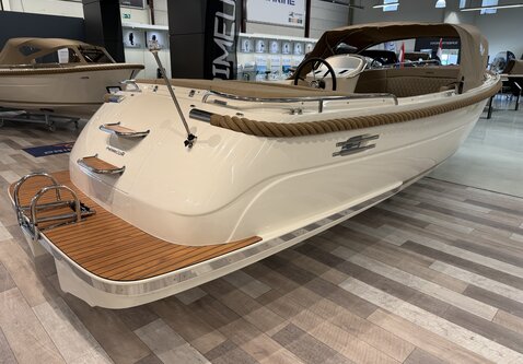 Primeur 715 Tender / Vrije motorkeuze / Showroom model 2026!