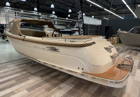 Primeur 715 Tender / Vrije motorkeuze / Showroom model 2026!