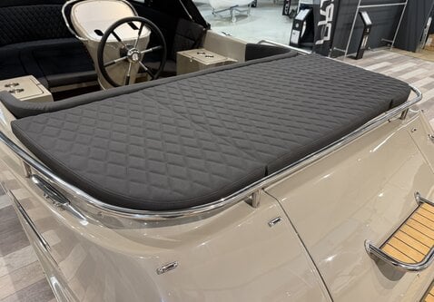 Primeur 620 Tender / Vrije Motorkeuze / Showroom model 2026!