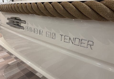 Primeur 610 Tender / Vrije motorkeuze / Showroom model 2026!