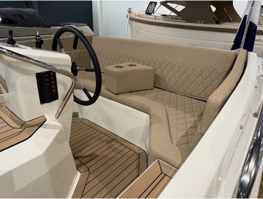 Primeur 700 Lounge / 42PK Vetus / Showroom model  2026!