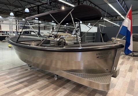 Steelfish 670 / Vrije motorkeuze / voorraad model 2026!