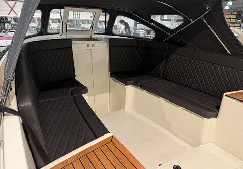 Oudhuijzer 740  tender / Vrije Motor keuze / Showroom model  2026!