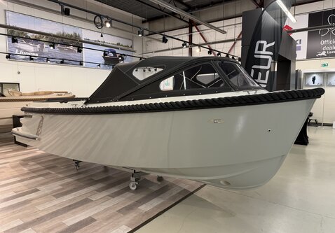 Oudhuijzer 740  tender / Vrije Motor keuze / Showroom model  2026!