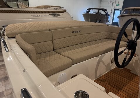 Primeur 605 Tender / Vrije motorkeuze / Showroom model 2026!
