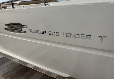 Primeur 605 Tender / Vrije motorkeuze / Showroom model 2026!