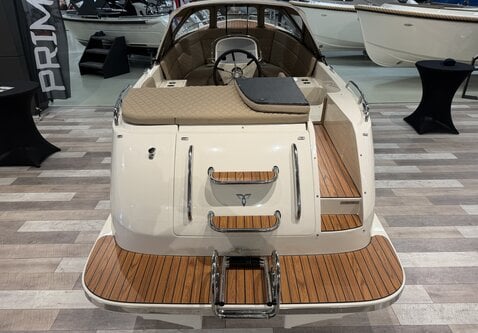 Primeur 605 Tender / Vrije motorkeuze / Showroom model 2026!