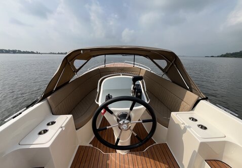 Primeur 605 Tender