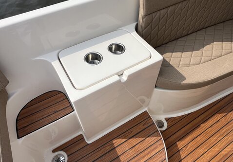 Primeur 605 Tender