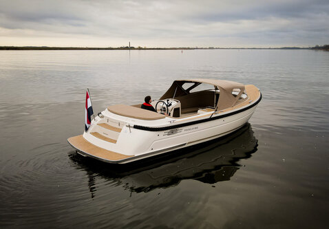 Primeur 850 Tender