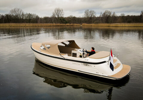 Primeur 850 Tender