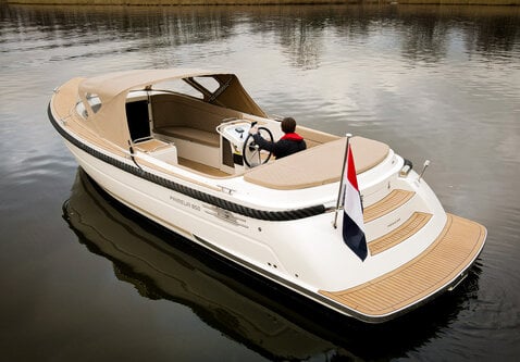 Primeur 850 Tender