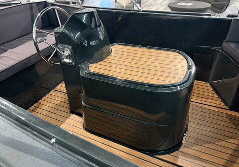 Anker 560 inboard / 16PK Vetus /  Boegschroef / Bimini top / Vaarklaar!