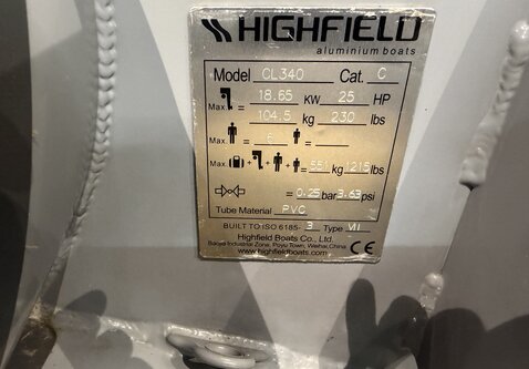 Highfield Classic 340 / 20PK Suzuki / EVA DECK / Nieuwstaat!