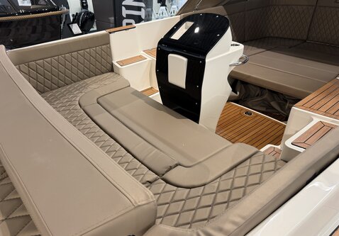 Oud Huijzer 740  tender / Vrije Motor keuze / Showroom model  2026!