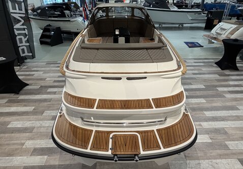 Oud Huijzer 740  tender / Vrije Motor keuze / Showroom model  2026!