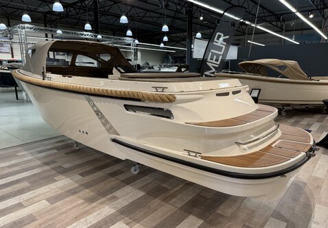 Oud Huijzer 740  tender / Vrije Motor keuze / Showroom model  2026!