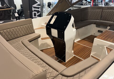 Oud Huijzer 650 tender / Vrije motorkeuze / showroom model 2026!