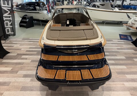Oud Huijzer 650 tender / Vrije motorkeuze / showroom model 2026!