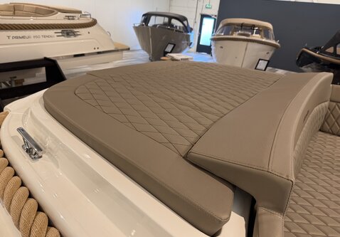 Oud Huijzer 650 tender / Vrije motorkeuze / showroom model 2026!