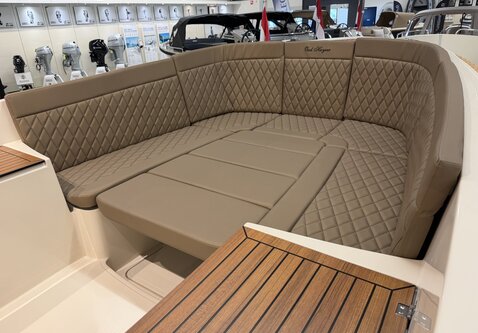 Oud Huijzer 650 tender / Vrije motorkeuze / showroom model 2026!