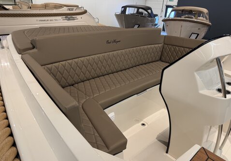 Oud Huijzer 650 tender / Vrije motorkeuze / showroom model 2026!