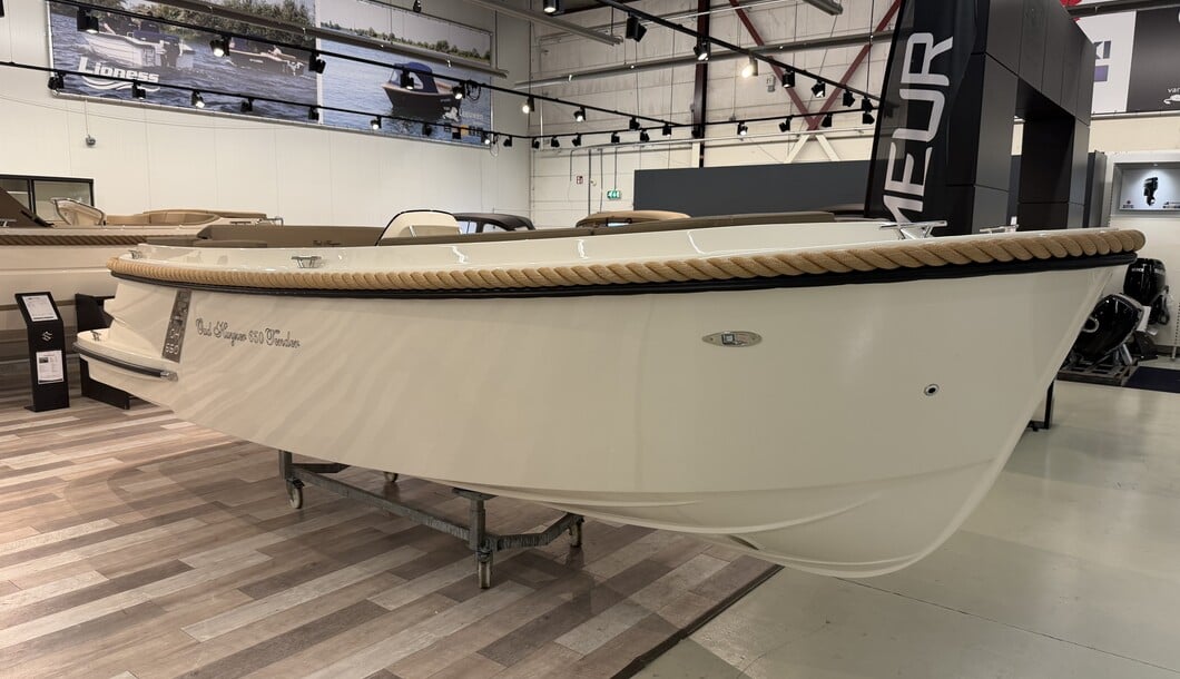 Oud Huijzer 650 tender / Vrije motorkeuze / showroom model 2026!
