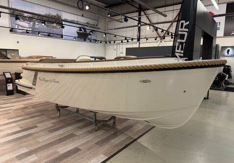 Oud Huijzer 650 tender / Vrije motorkeuze / showroom model 2026!