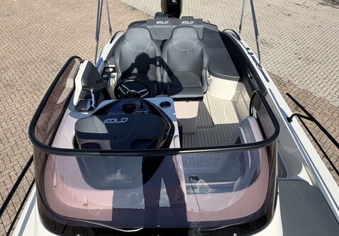Eolo 830 Day | 300PK Suzuki | incl trailer | Full options!