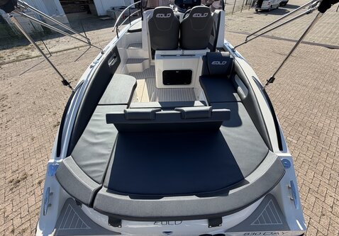 Eolo 830 Day | 300PK Suzuki | incl trailer | Full options!