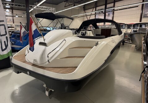 Oud Huijzer 700 Tender / 115PK Yamaha / Vaarklaar!