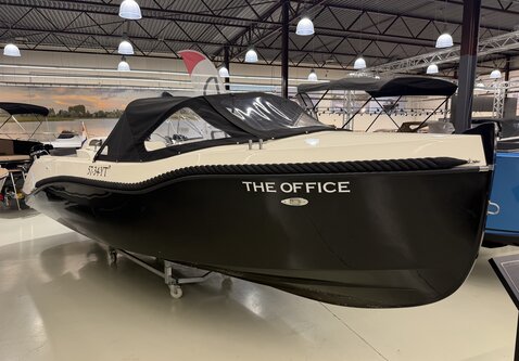 Oud Huijzer 700 Tender / 115PK Yamaha / Vaarklaar!