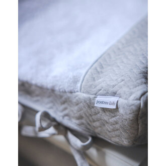 Poetree Kids Chevron Light Grey Melange - Aankleedkussenhoes