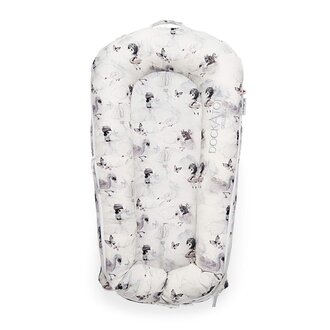 DockATot Mrs. Mighetto Lovelyday Nestje (Vroeger Sleepyhead)