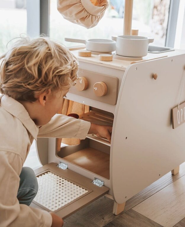 Label Label Bistro Kitchen - Nougat