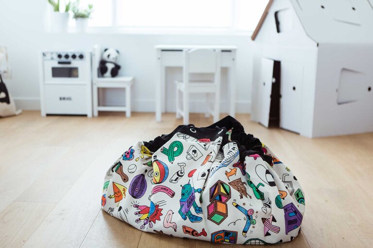 Play & Go Speelkleed & opbergzak- Omy Paris Toy